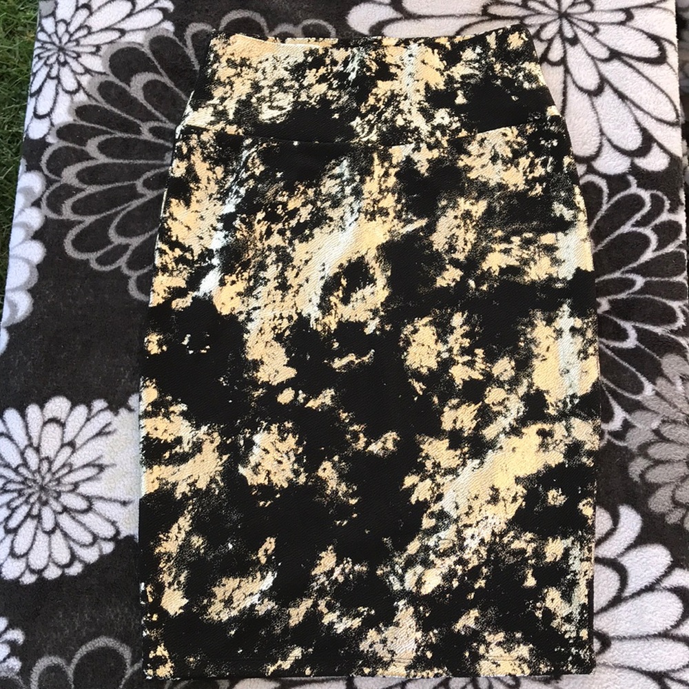 LuLaRoe Cassie
